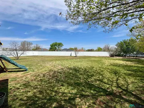 104 Falcon, Clovis, NM 88101 photo 39