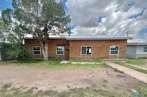 1422 W Princess Jeanne Dr, Hobbs, NM 88240