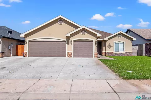 1903 N Homestead Dr, Hobbs, NM 88240