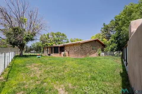 Exterior - 1706 Fairway Ter, Clovis, NM 88101 photo 4 of 5