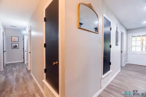 Entry Way - 1706 Fairway Ter, Clovis, NM 88101 photo 2 of 3
