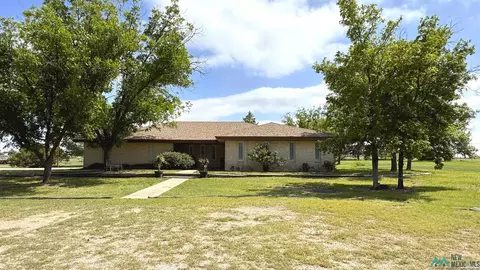 605 S Country Club Dr, Lovington, NM 88260