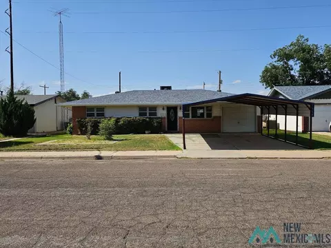 1014 W Coal Ave, Hobbs, NM 88240