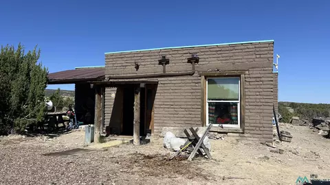 31 Henderson Way Rd, Quemado, NM 87829