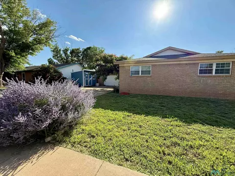2216 Echols Ave, Clovis, NM 88101 photo 1