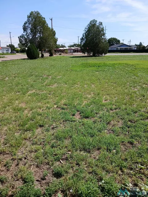 413 N Main St, Portales, NM 88130