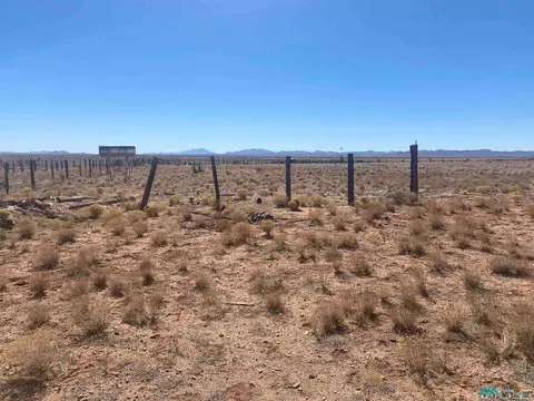 261 Warren, Separ, NM 88061 photo 4