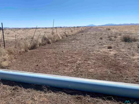 261 Warren, Separ, NM 88061 photo 8