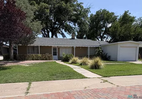 1708 W 3rd St, Roswell, NM 88201