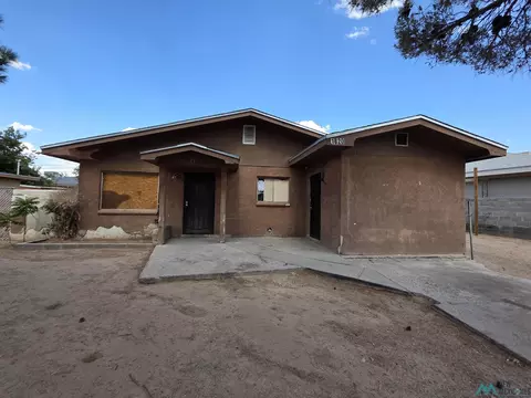 1320 Paxton St, Las Cruces, NM 88001