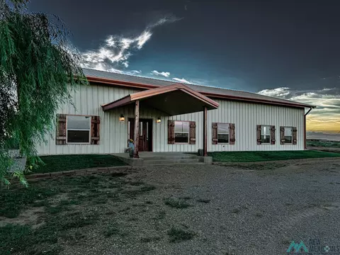 126 Poppy Rd, Roswell, NM 88201
