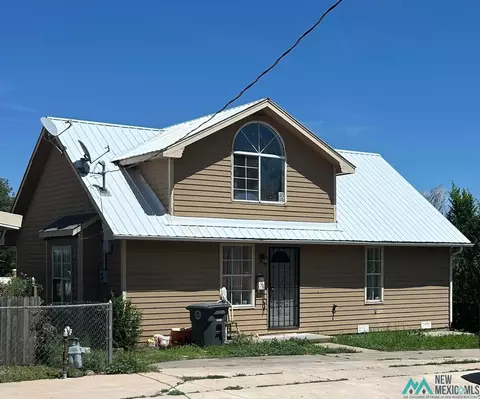 608 Chavez St, Las Vegas, NM 87701
