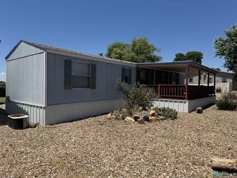 301 Pueblo, Logan, NM 88426