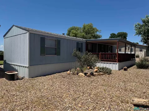 301 Pueblo, Logan, NM 88426
