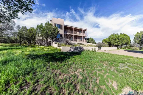 257 Fort Lone Tree Rd, Capitan, NM 88316