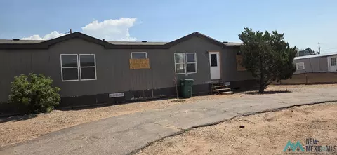 718 Aspen Ave, Milan, NM 87021