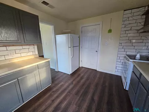 920 E 10th St, Clovis, NM 88101 photo 9