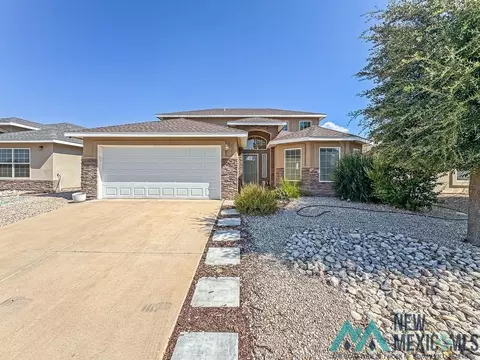 4906 W Hardtack Dr, Hobbs, NM 88240