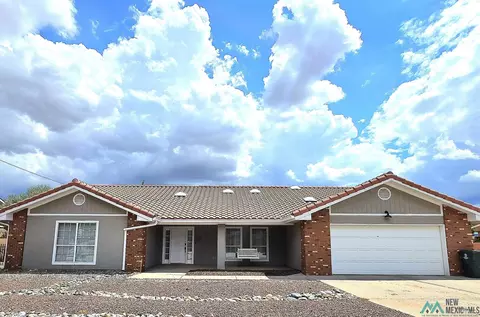 1127 Boggio Dr, Gallup, NM 87301