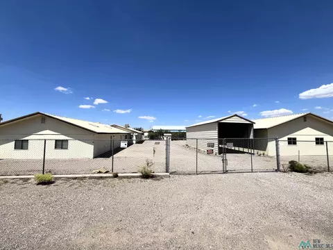 717 Erie Ave, Elephant Butte, NM 87935