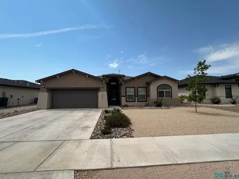 1625 W Rain St, Hobbs, NM 88240