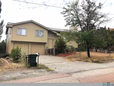1810 Monterey, Gallup, NM 87301