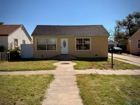 1729 Ross St, Clovis, NM 88101
