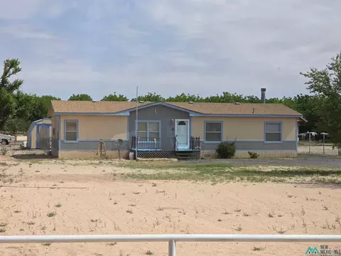 2115 E Castleberry St, Artesia, NM 88210