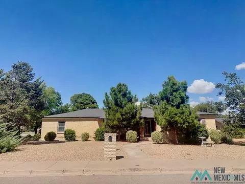 712 W Mann Ave, Artesia, NM 88210