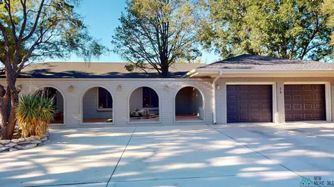 418 E Abo Dr, Hobbs, NM 88240