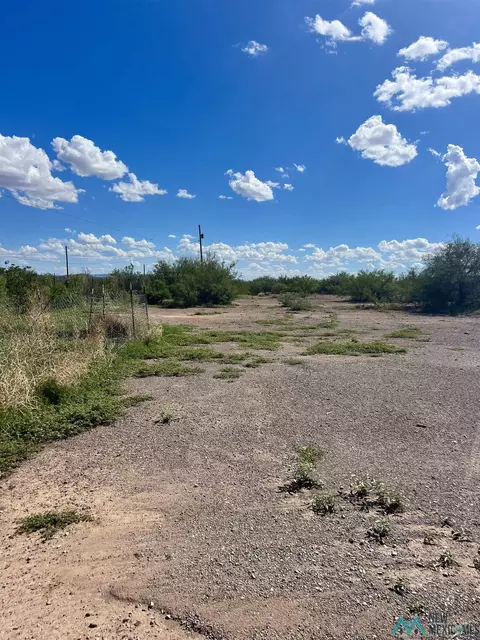21 Appaloosa Road Rd, Caballo, NM 87931