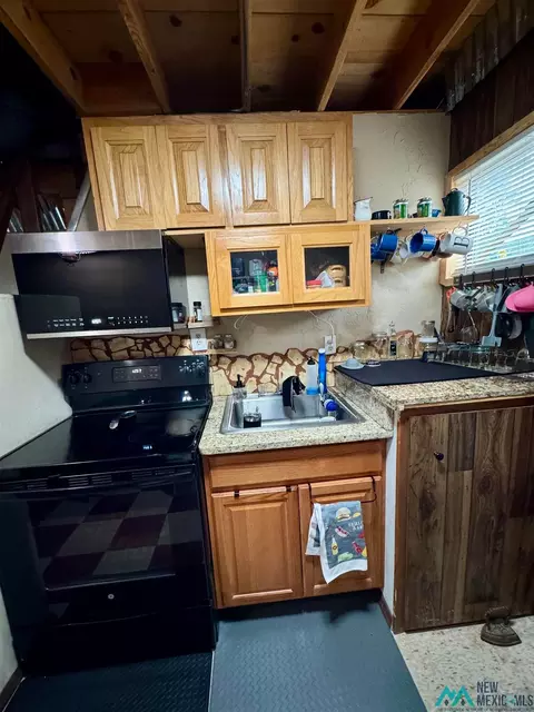 Kitchen - 31 Bluff, Thoreau, NM 87323 photo 1 of 2