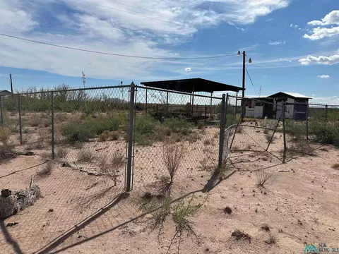 1980 Apache Hills Dr NE, Deming, NM 88030