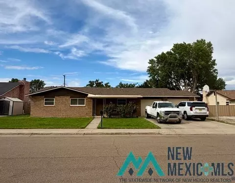 1606 W Dallas Ave, Artesia, NM 88210