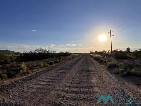 NW Horseshoe, Deming, NM 88030