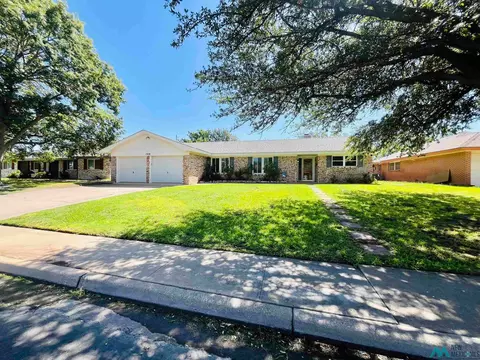 1928 N Fowler, Hobbs, NM 88240