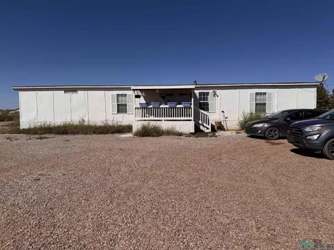 77 NW Bookout Rd, Tularosa, NM 88352
