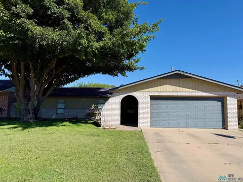1602 W Mann Ave, Artesia, NM 88210