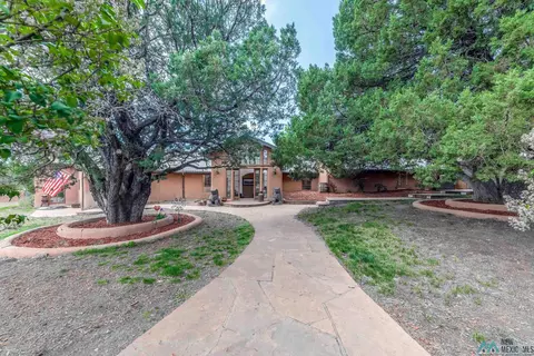 231 Cedar Crest Rd, Nogal, NM 88341