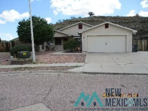 231 Crestwood, Gallup, NM 87301