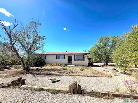 22 S Ola St, Gallup, NM 87301