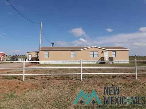 1077 Curry Road H, Clovis, NM 88101