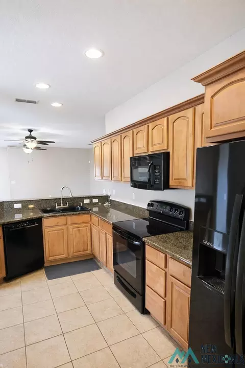 Kitchen - 3004 Elizabeth Ct, Clovis, NM 88101 photo 1 of 1