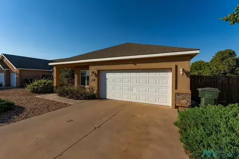 Exterior - 3004 Elizabeth Ct, Clovis, NM 88101 photo 5 of 9