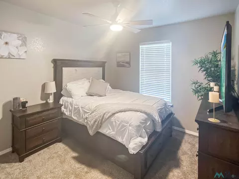 Bedroom - 2117 Northglen Dr, Clovis, NM 88101 photo 2 of 5