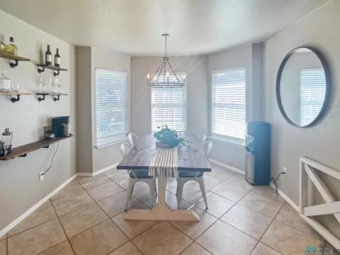 Dining - 2117 Northglen Dr, Clovis, NM 88101 photo 1 of 2
