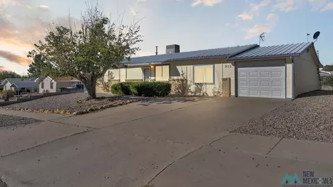 912 Ivy St, Truth Or Consequences, NM 87901