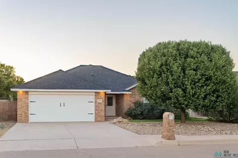 1704 Simmons St, Clovis, NM 88101 photo 2