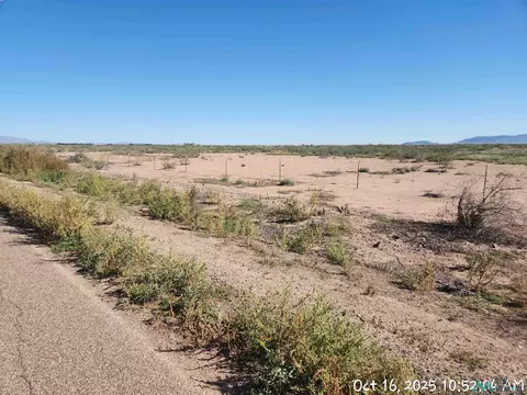 Hermanas Grade Sw, Deming, NM 88030