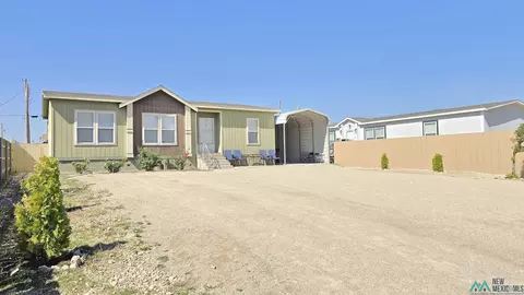 2109 Algerita St, Carlsbad, NM 88220
